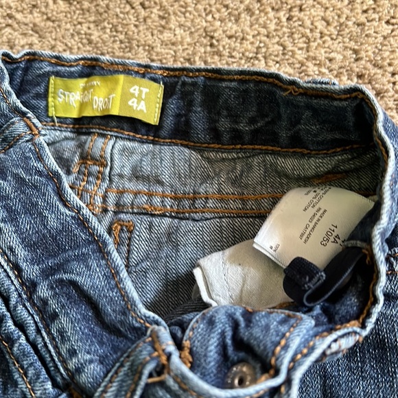 Boys 4T Old Navy Jeans - Picture 3 of 4
